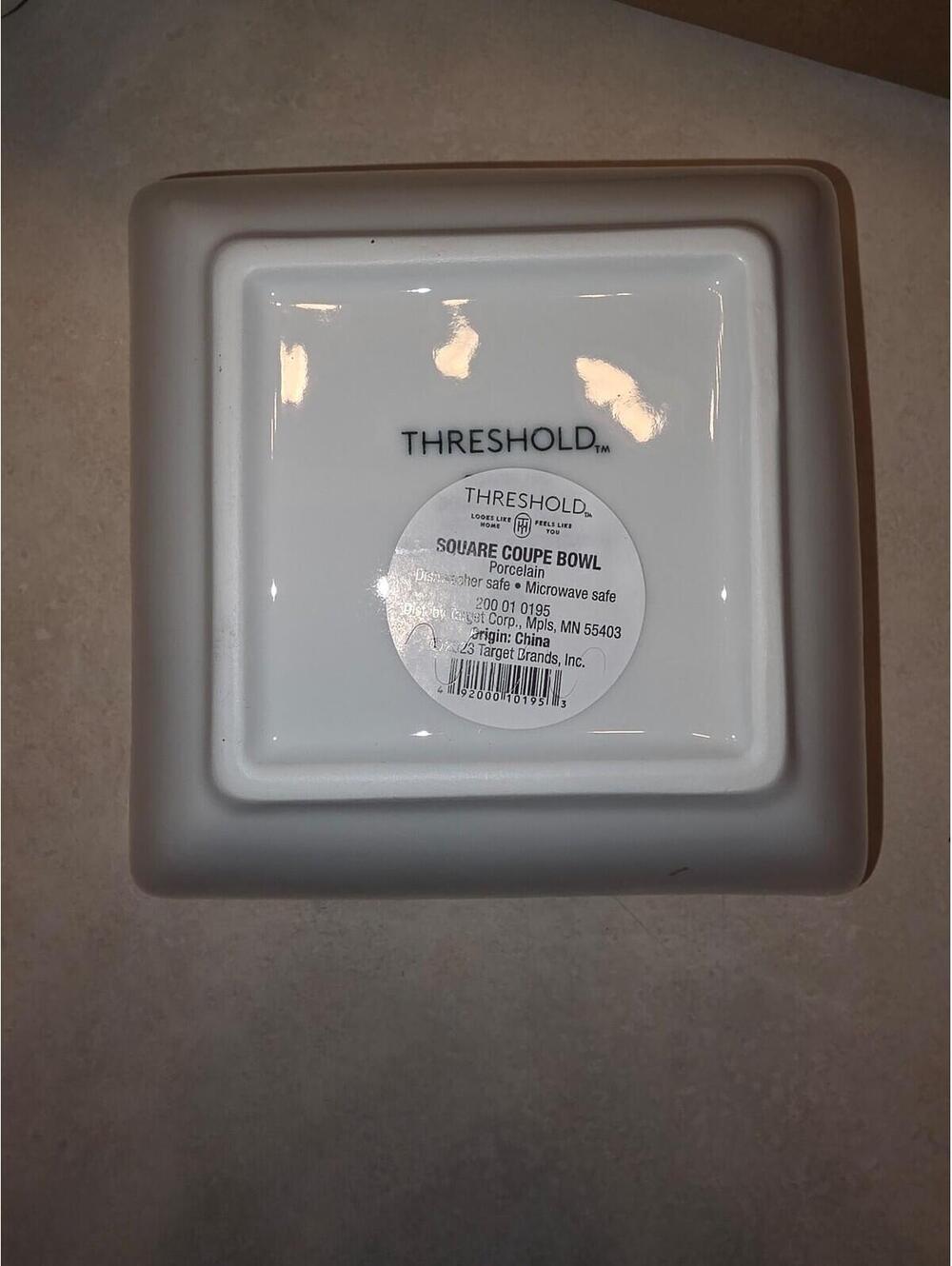 Set of 4 - 24oz Porcelain Square Bowl White - Threshold - BNIB - Picture 3 of 5